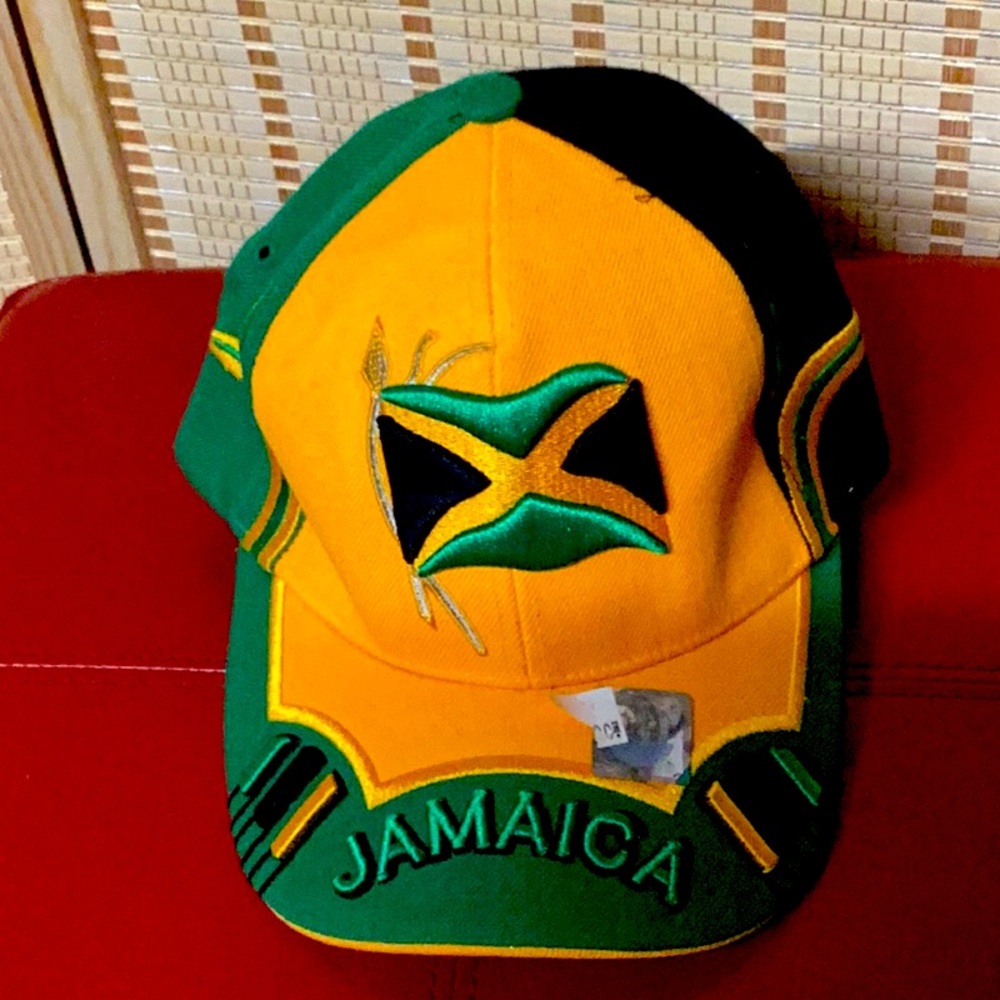 CITY HUNTER AUTHENTIC HEADWEAR. JAMACIA